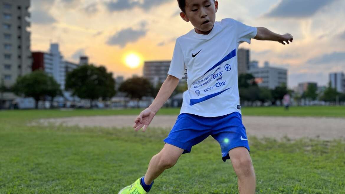 サッカーが初めてでも大丈夫！北九州・大阪の子ども運動教室「グラッチャ」で冬も元気に体力アップ！